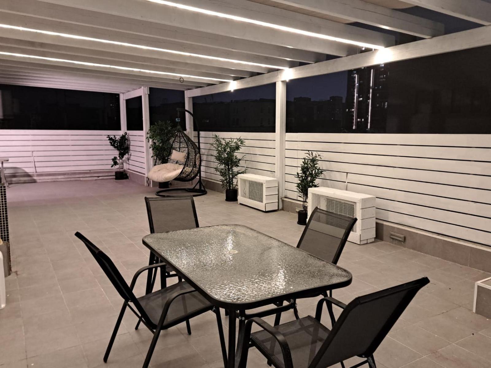ירושלים Authentic One Bedroom Apartment In City Center מראה חיצוני תמונה
