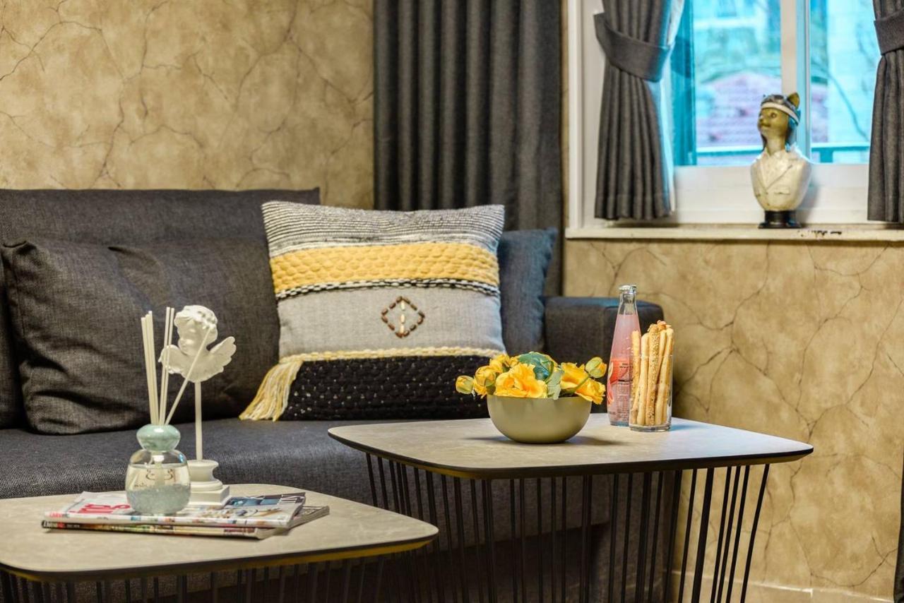 ירושלים Authentic One Bedroom Apartment In City Center מראה חיצוני תמונה