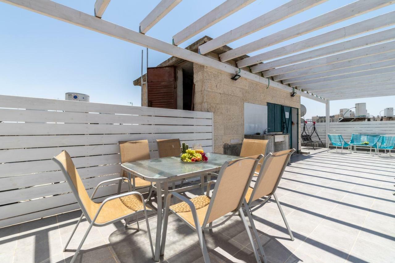 ירושלים Authentic One Bedroom Apartment In City Center מראה חיצוני תמונה